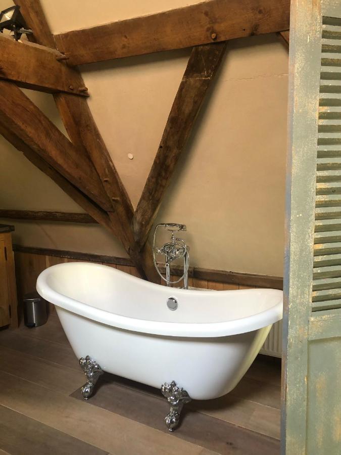 B&B Saint-Sauveur Brugge Bagian luar foto