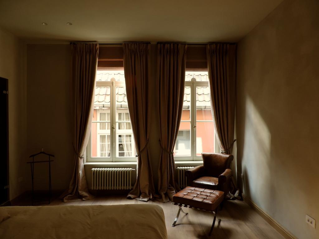 B&B Saint-Sauveur Brugge Ruang foto